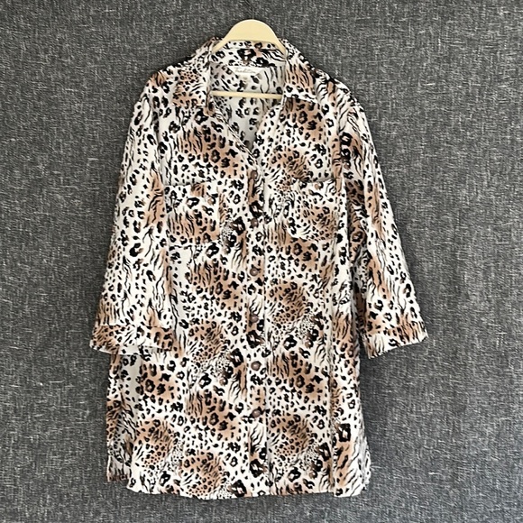Animal print light weight shirt/jacket/dress - Picture 1 of 5